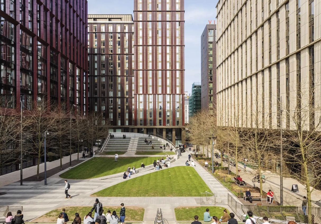 Vita Living Circle Square gallery image